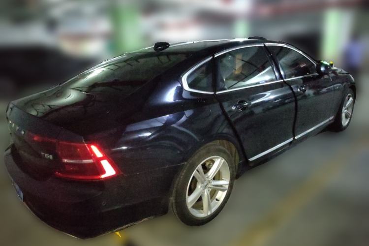 Used Volvo S90 2019 T5 Zhiyuan Edition Rear Right 45 Deg