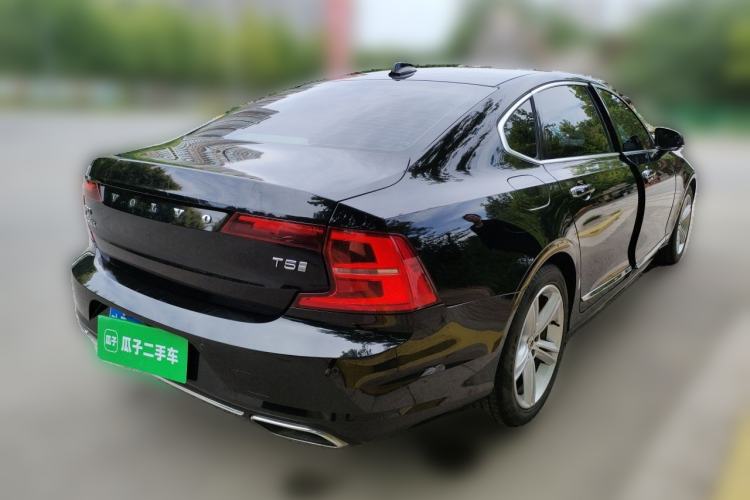 Used Volvo S90 2019 T5 Zhiyi Edition Rear Right 45 Deg