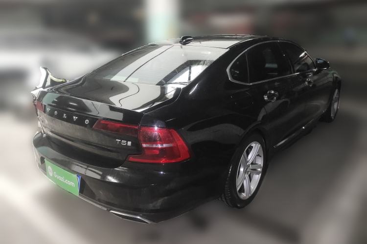Used Volvo S90 2019 T5 Zhiyuan Edition Rear Right 45 Deg