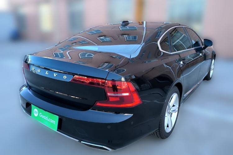 Used Volvo S90 2019 T5 Zhiyuan Edition Rear Right 45 Deg