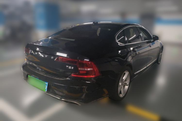 Used Volvo S90 2019 T5 Zhiyi Edition Rear Right 45 Deg