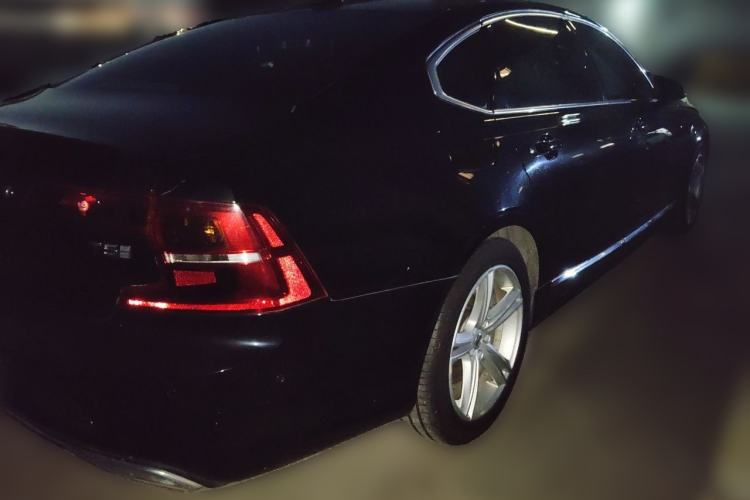 Used Volvo S90 2019 T5 Zhiyuan Edition Rear Right 45 Deg