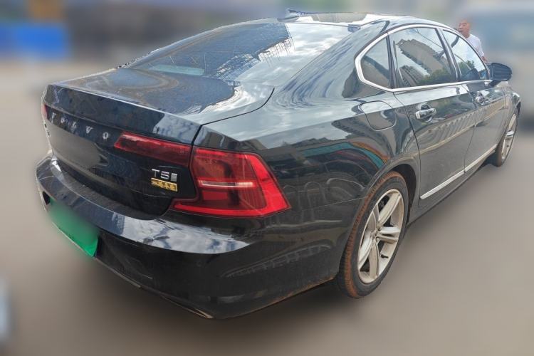 Used Volvo S90 2019 T5 Zhiyi Edition Rear Right 45 Deg