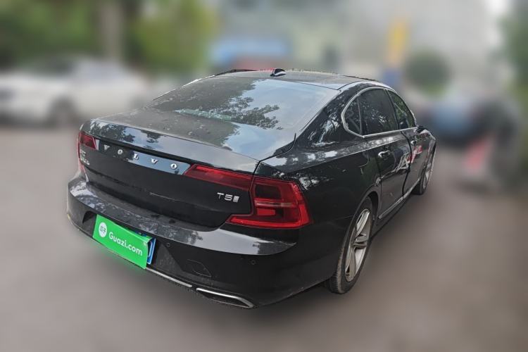 Used Volvo S90 2019 T5 Zhiyi Edition Rear Right 45 Deg