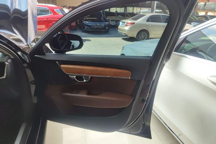 Used Volvo S90 2019 T5 Zhiyi Edition Right Front Door Interior