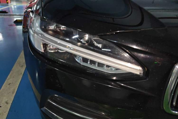 Used Volvo S90 2019 T5 Zhiyi Edition Right Front Headlight