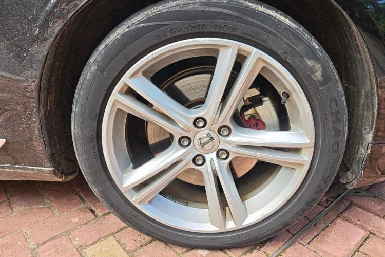 Used Volvo S90 2019 T5 Zhiyi Edition Right Front Wheel Hub