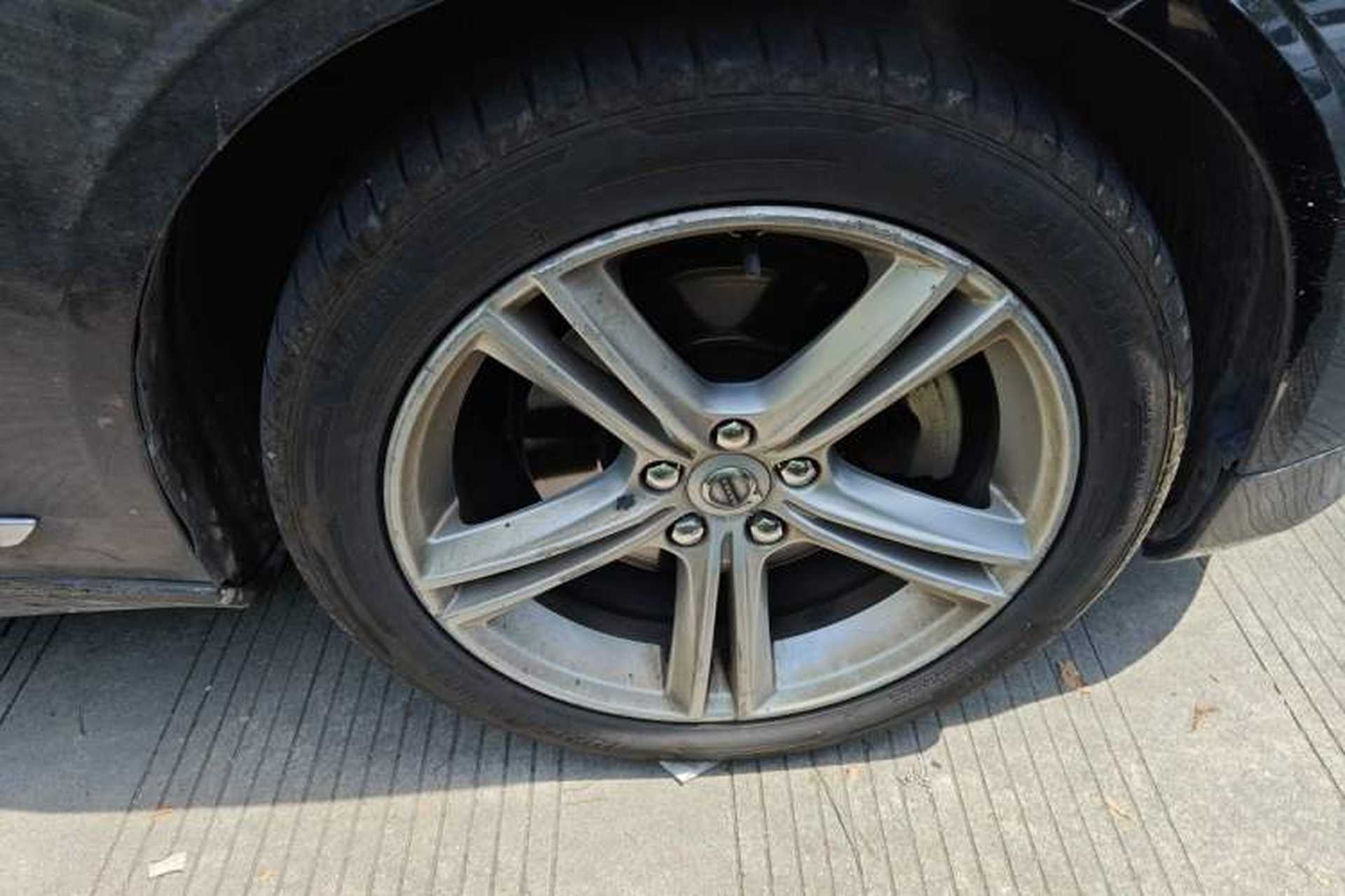 Used Volvo S90 2019 T5 Zhiyi Edition Right Front Wheel Hub