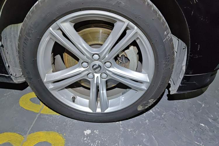 Used Volvo S90 2019 T5 Zhiyi Edition Right Front Wheel Hub