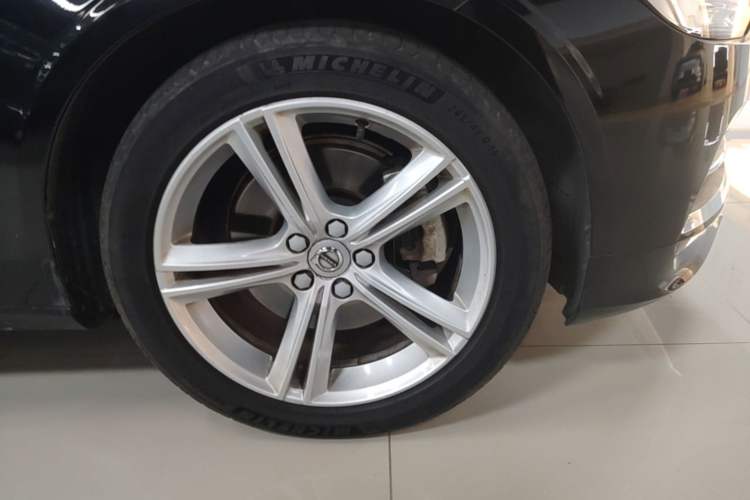 Used Volvo S90 2019 T5 Zhiyi Edition Right Front Wheel Hub