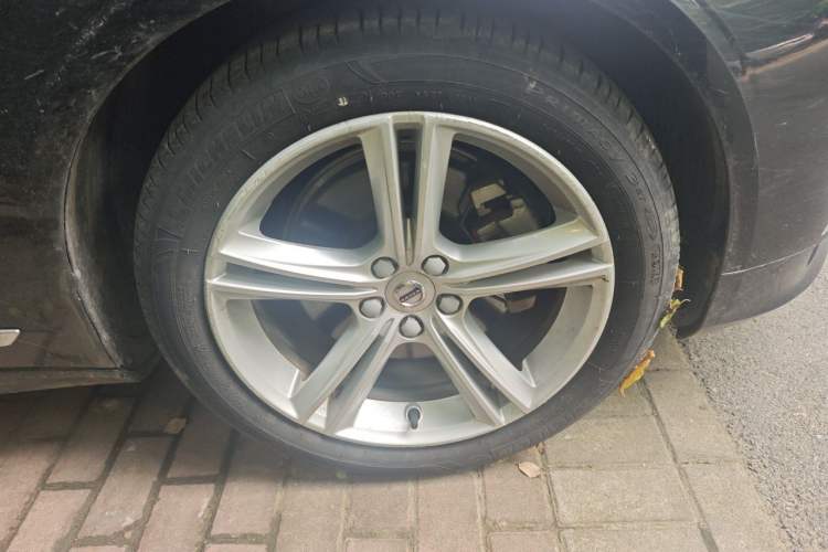 Used Volvo S90 2019 T5 Zhiyi Edition Right Front Wheel Hub