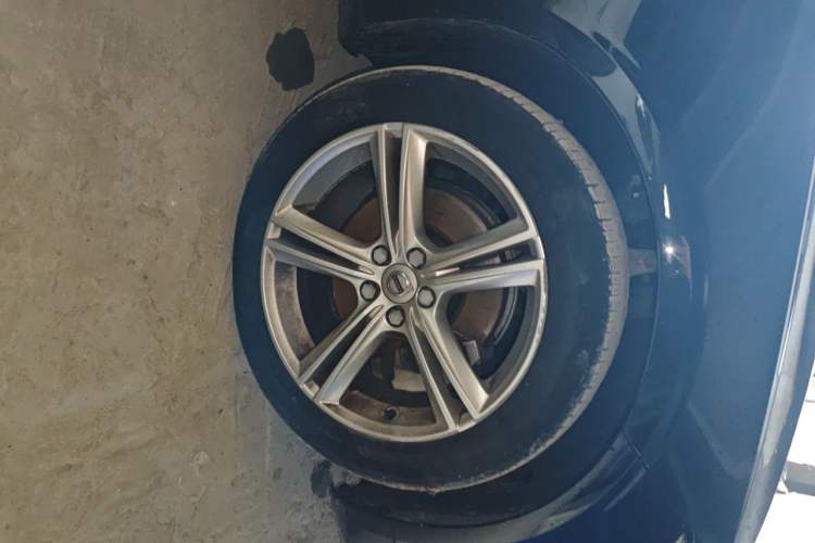 Used Volvo S90 2019 T5 Zhiyi Edition Right Front Wheel Hub