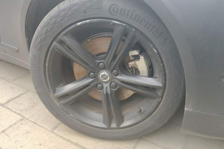 Used Volvo S90 2019 T5 Zhiyuan Edition Right Front Wheel Hub