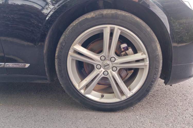 Used Volvo S90 2019 T5 Zhiyi Edition Right Front Wheel Hub