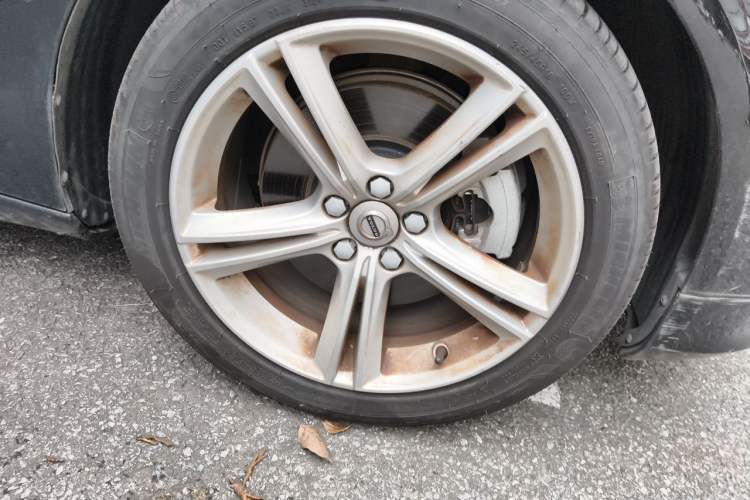 Used Volvo S90 2019 T5 Zhiyuan Edition Right Front Wheel Hub