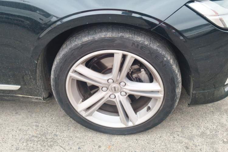 Used Volvo S90 2019 T5 Zhiyi Edition Right Front Wheel Hub
