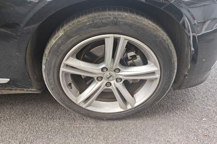 Used Volvo S90 2019 T5 Zhiyi Edition Right Front Wheel Hub