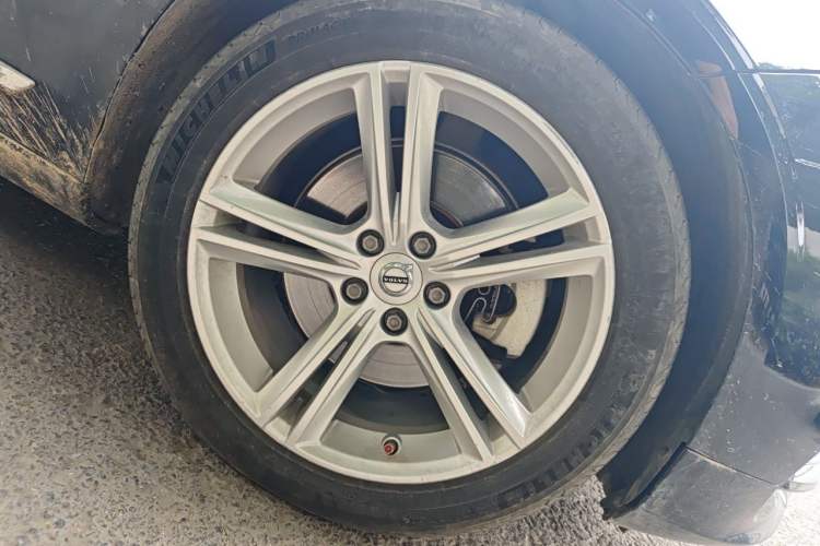 Used Volvo S90 2019 T5 Zhiyi Edition Right Front Wheel Hub