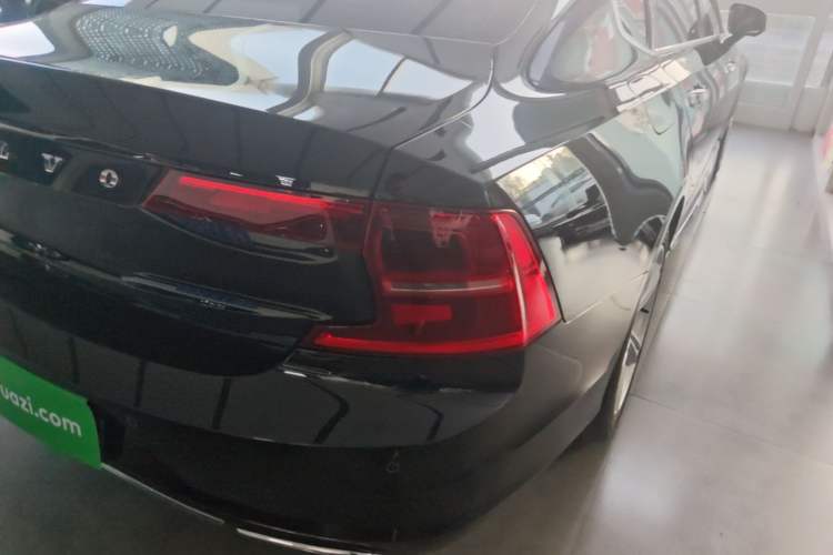Used Volvo S90 2019 T4 Zhiyi Edition Right Rear Taillight