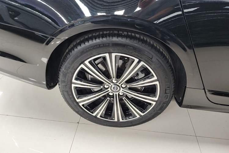 Used Volvo S90 2019 T5 Zhiyi Edition Right Rear Wheel Hub