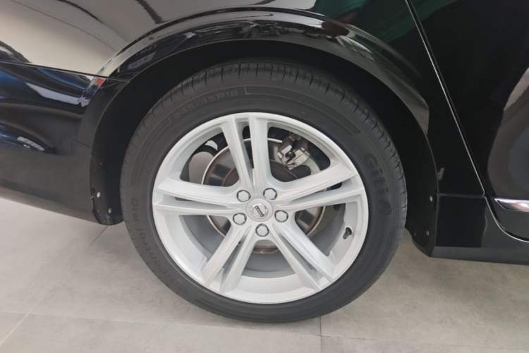 Used Volvo S90 2019 T4 Zhiyi Edition Right Rear Wheel Hub