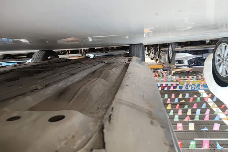 Used Volvo S90 2019 T5 Zhiyi Edition Right Side Sill