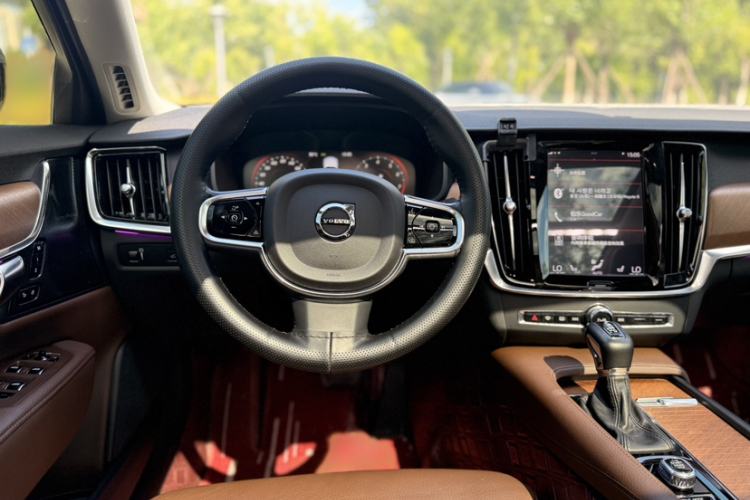 Used Volvo S90 2019 T5 Zhiyuan Edition Steering Wheel
