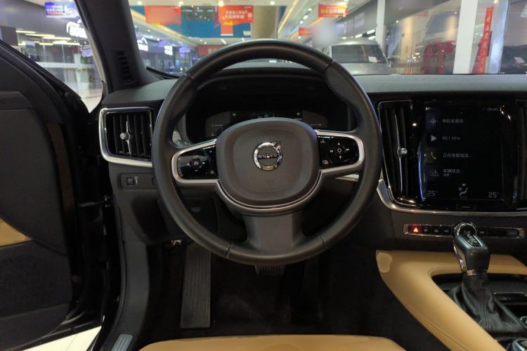 Used Volvo S90 2019 T4 Zhiyi Edition Steering Wheel