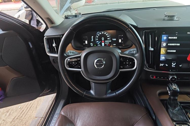 Used Volvo S90 2019 T5 Zhiyi Edition Steering Wheel