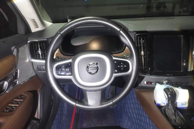 Used Volvo S90 2019 T5 Zhiyuan Edition Steering Wheel
