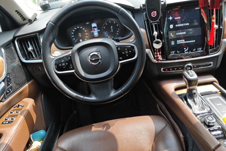 Used Volvo S90 2019 T5 Zhiyuan Edition Steering Wheel