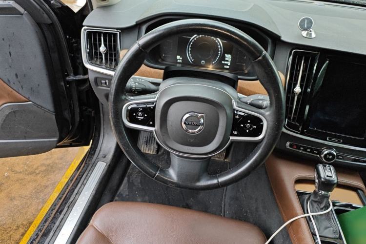 Used Volvo S90 2019 T5 Zhiyi Edition Steering Wheel