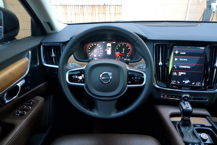 Used Volvo S90 2019 T5 Zhiyuan Edition Steering Wheel
