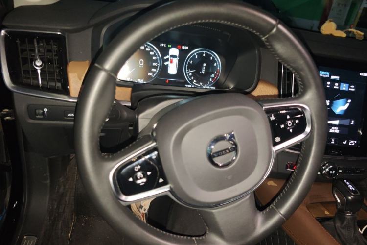 Used Volvo S90 2019 T5 Zhiyi Edition Steering Wheel