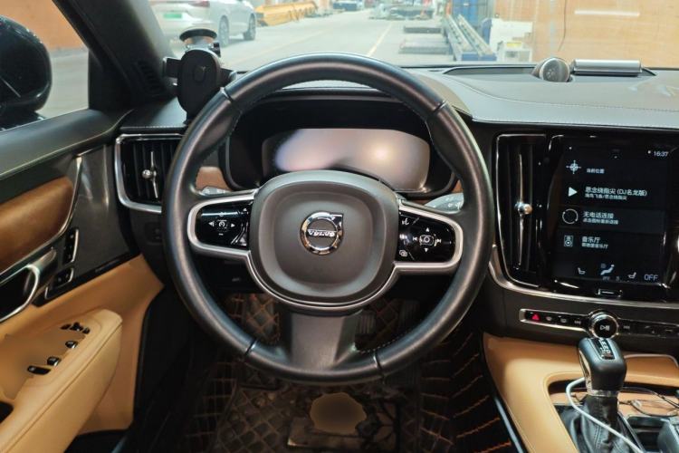 Used Volvo S90 2019 T5 Zhiya Edition Steering Wheel