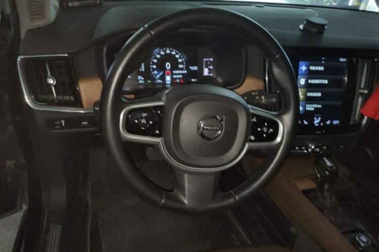 Used Volvo S90 2019 T5 Zhiyi Edition Steering Wheel