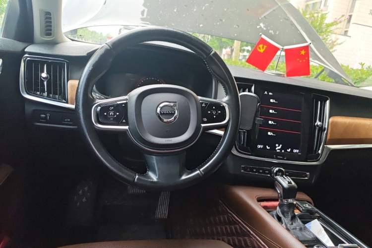 Used Volvo S90 2019 T5 Zhiyi Edition Steering Wheel
