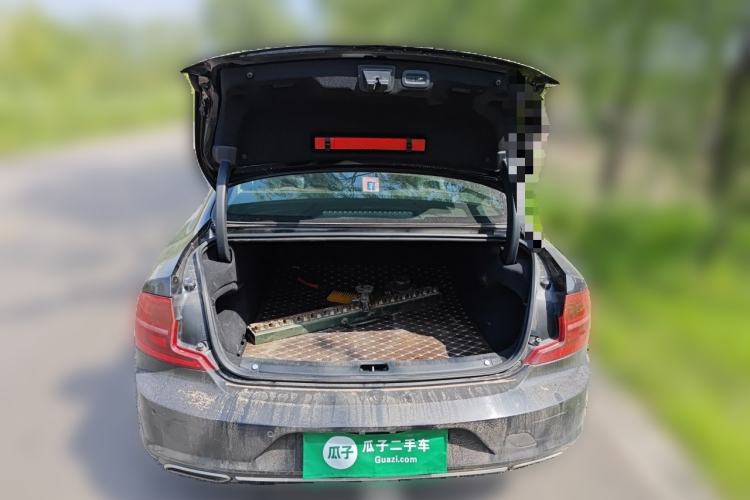 Used Volvo S90 2019 T5 Zhiyuan Edition Trunk