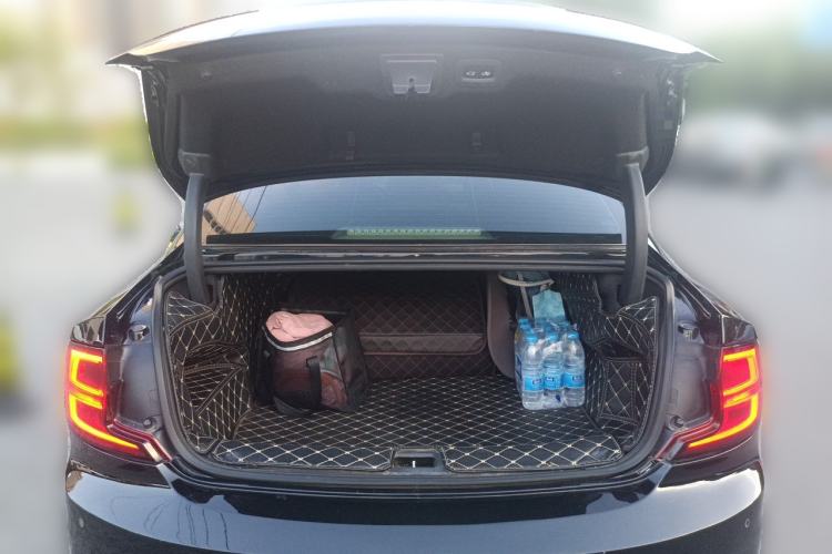 Used Volvo S90 2019 T5 Zhiyi Edition Trunk