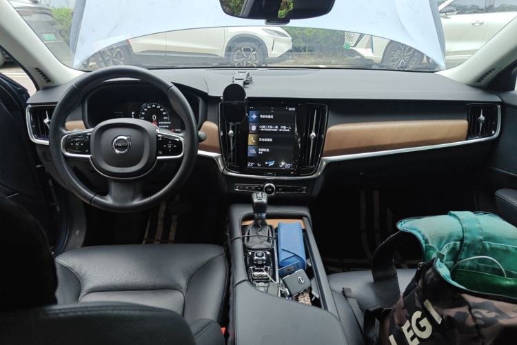 Used Volvo S90 2019 T5 Zhiyi Edition Center Console