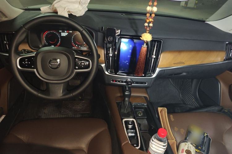 Used Volvo S90 2019 T5 Zhiyuan Edition Center Console
