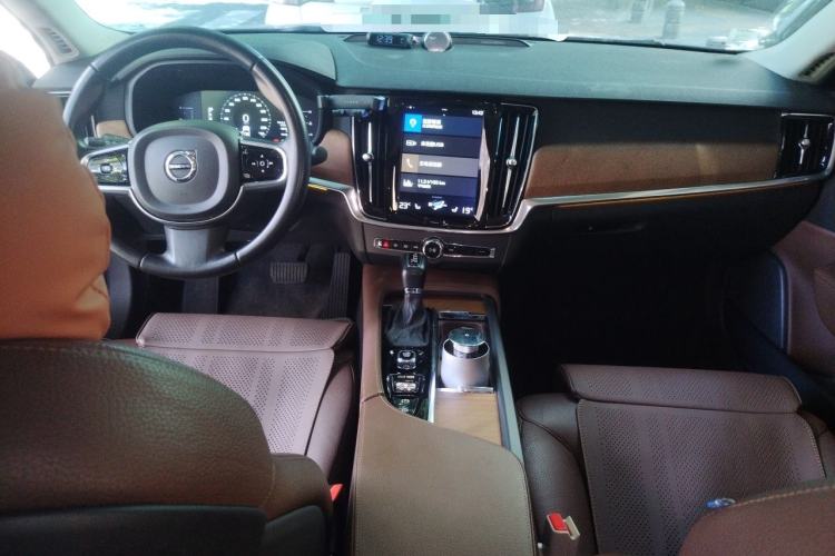Used Volvo S90 2019 T5 Zhiyi Edition Center Console