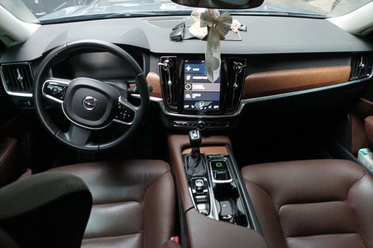 Used Volvo S90 2019 T5 Zhiyi Edition Center Console