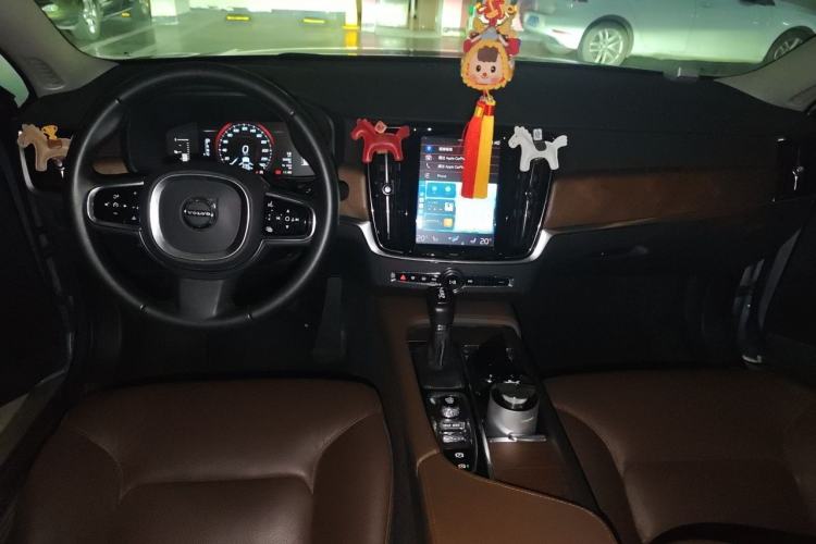 Used Volvo S90 2019 T5 Zhiyi Edition Center Console