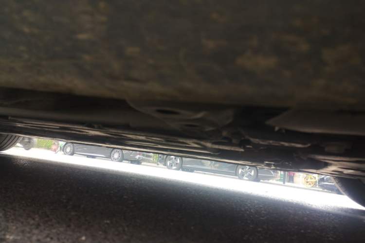 Used Volvo S90 2019 T5 Zhiyi Edition Chassis Front Right