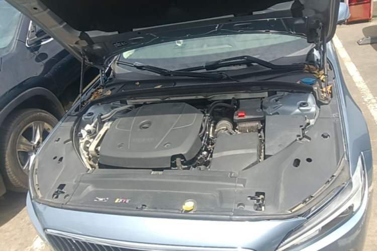 Used Volvo S90 2019 T5 Zhiyi Edition Engine Bay