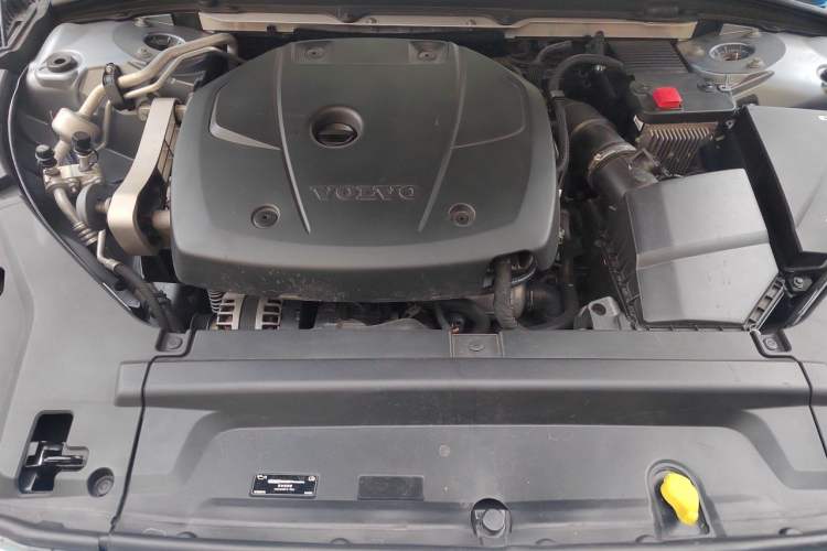 Used Volvo S90 2019 T4 Zhiyi Edition Engine Bay