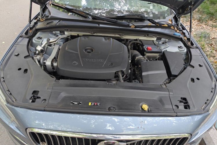 Used Volvo S90 2019 T5 Zhiyi Edition Engine Bay