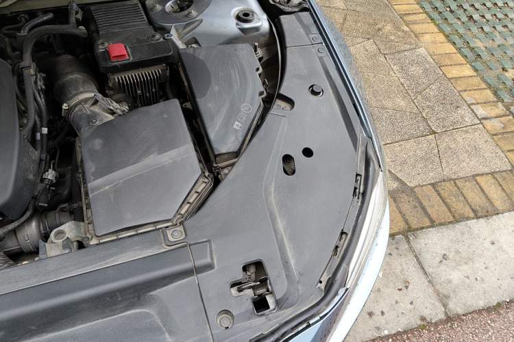 Used Volvo S90 2019 T5 Zhiyi Edition Engine Bay Left