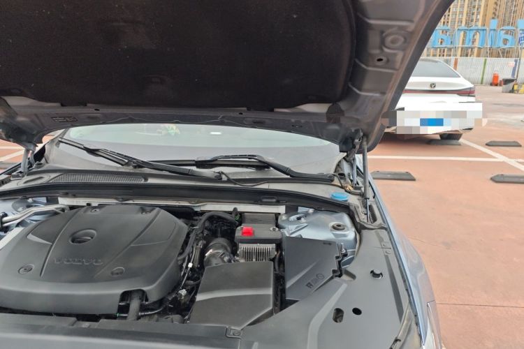 Used Volvo S90 2019 T5 Zhiyi Edition Engine Bay Left
